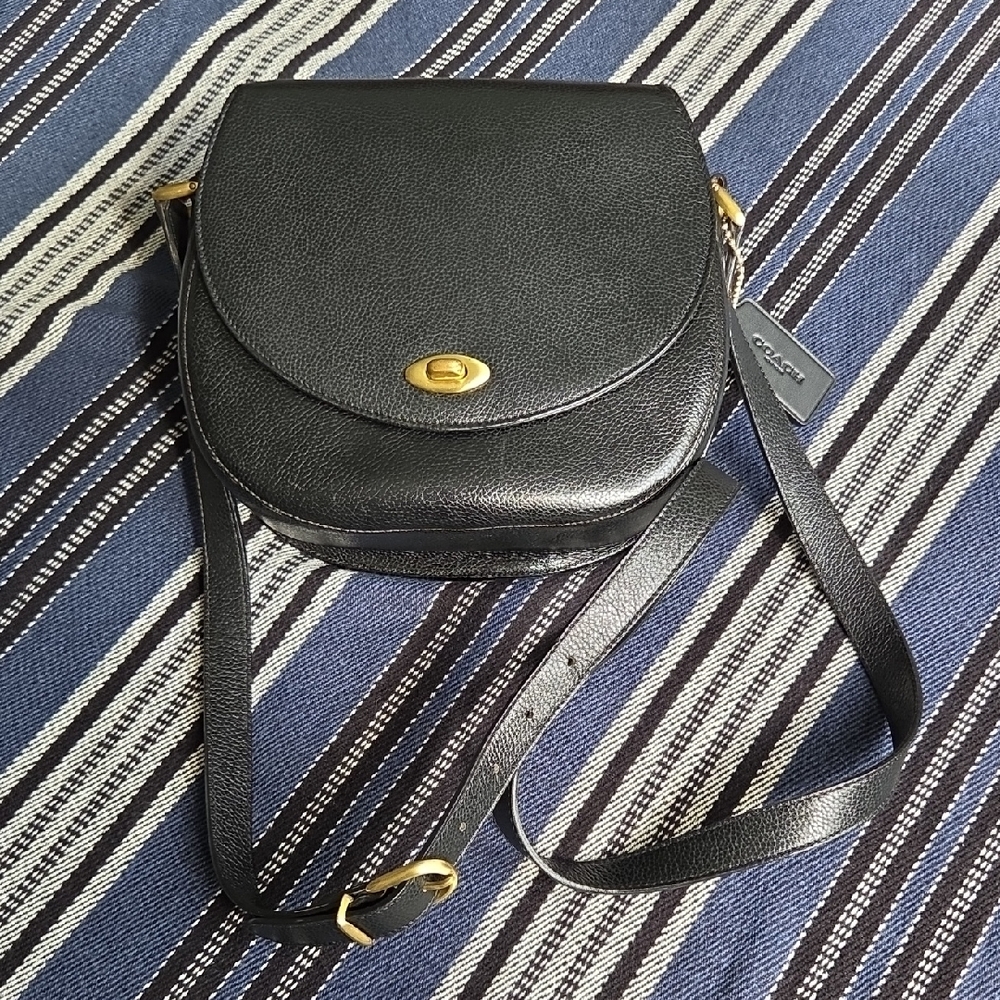 Coach Vintage Madison Carlyle Black
